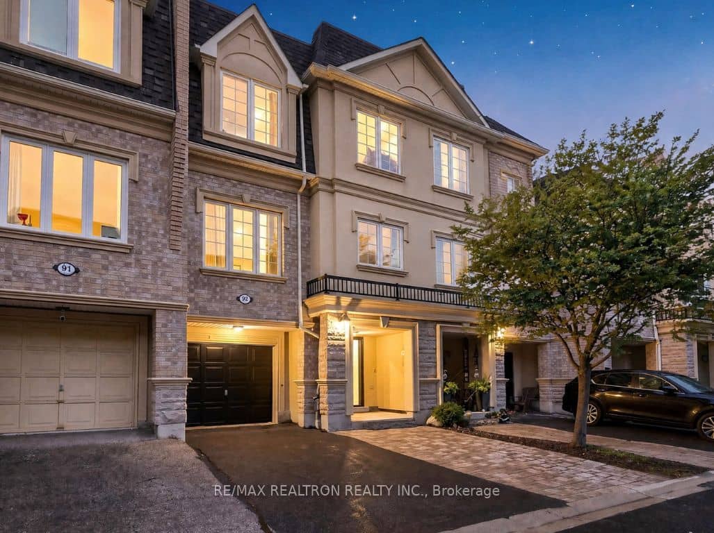 1250 St. Martins Drive 92, Pickering, ON L1W 0A2