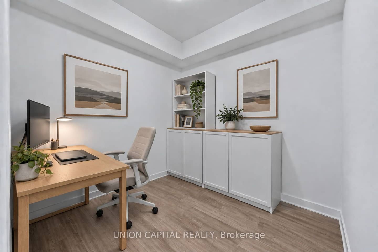 70 Princess Street 609, Toronto, ON M5A 0X6