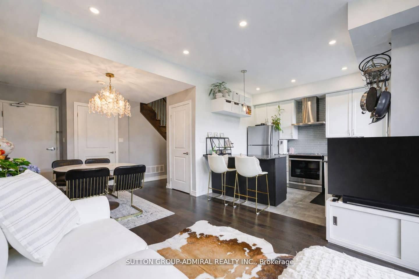 196 Pine Grove Road 3, Vaughan, ON L4L 0H8
