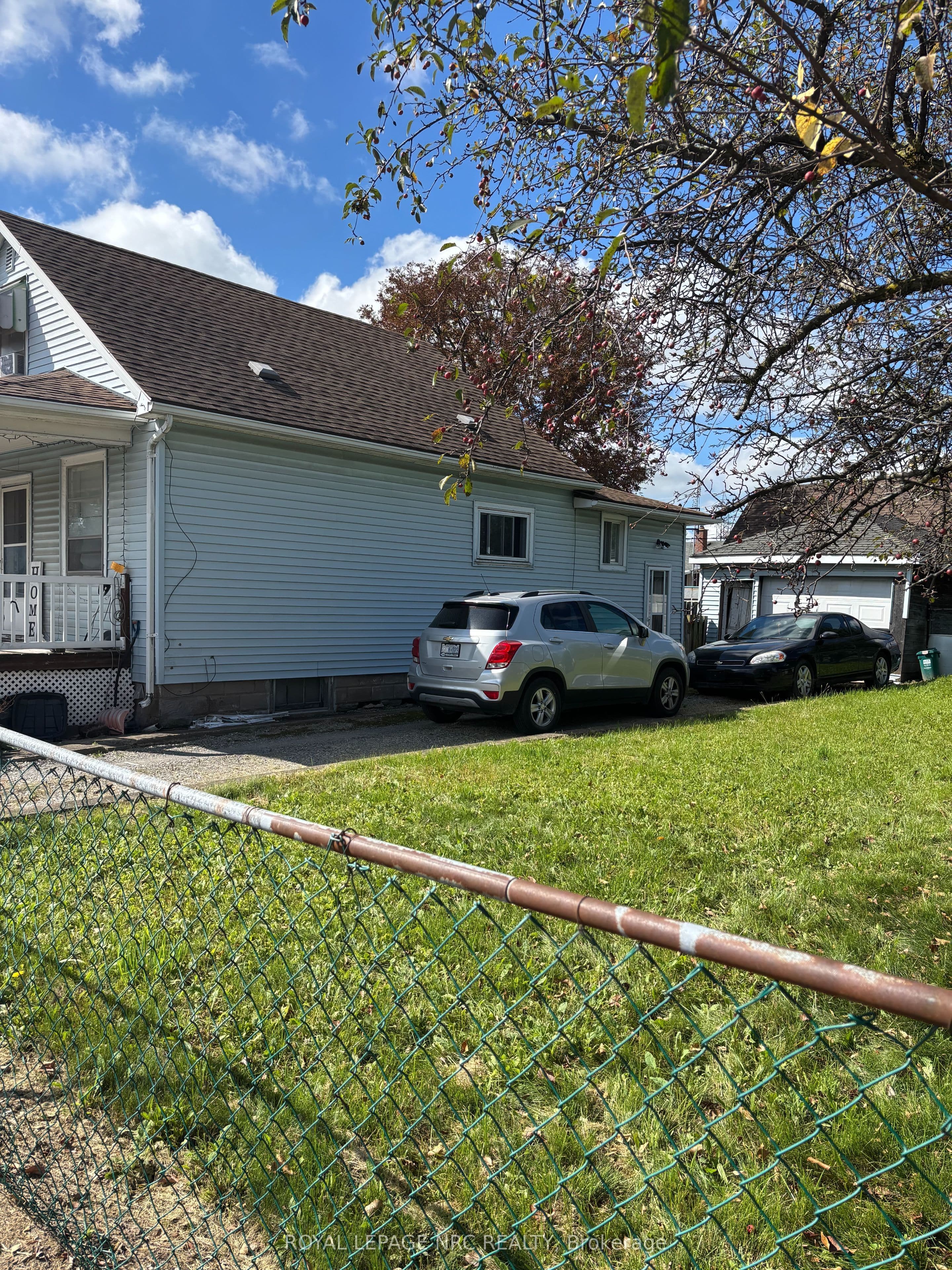 37 Battle Street, Thorold, ON L2V 3W4