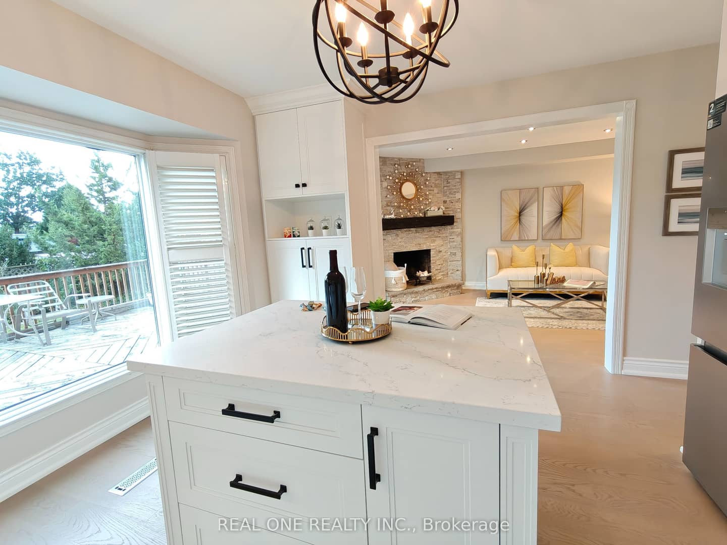 476 Bud Gregory Boulevard, Mississauga, ON L4Z 2K4