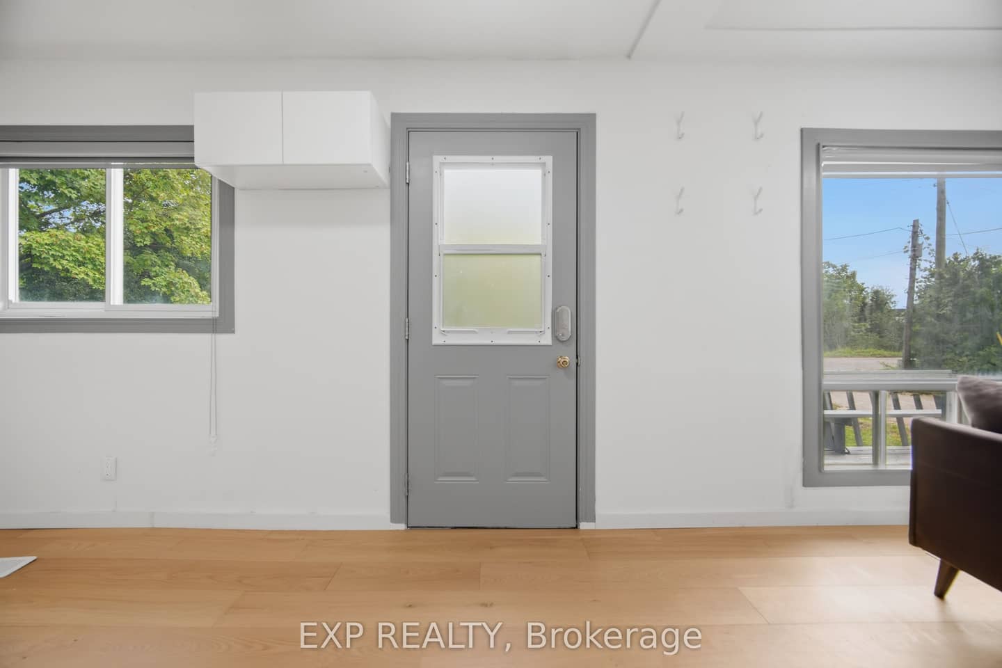 32 Maple Avenue E, Halton Hills, ON L7G 5M2