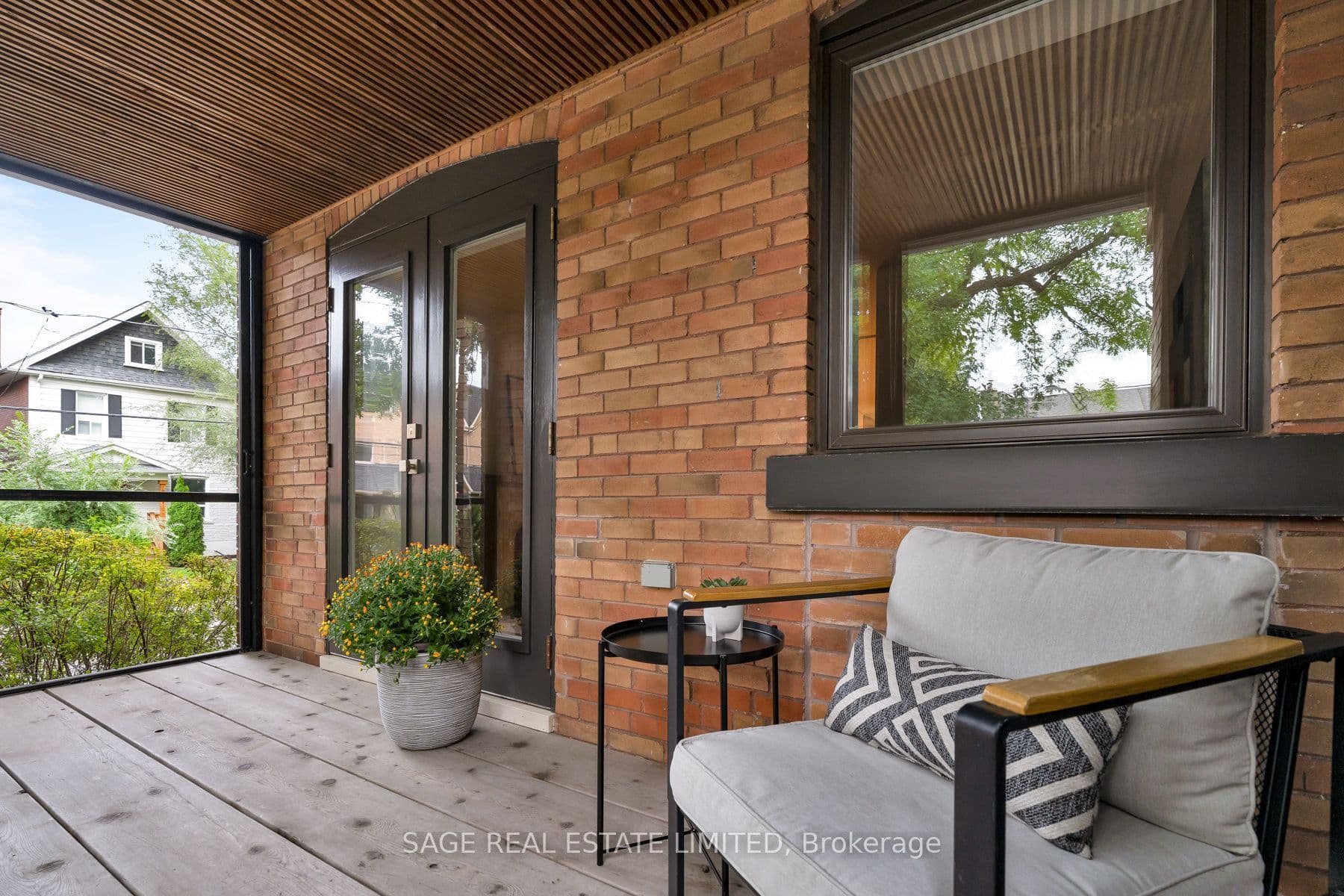 91 Maplewood Avenue, Toronto, ON M6C 1J4