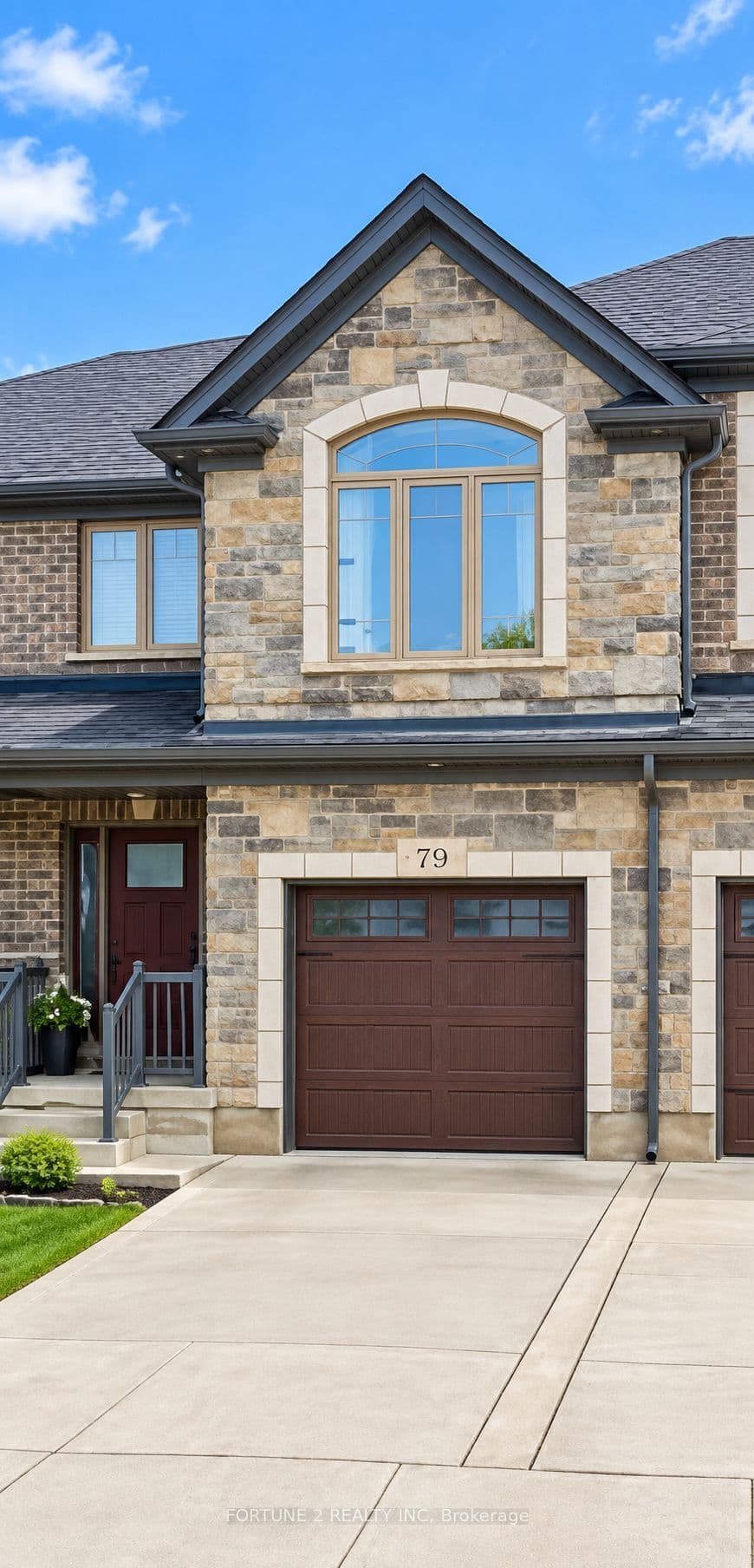 79 Hollybrook Trail, Kitchener, ON N2R 0M7