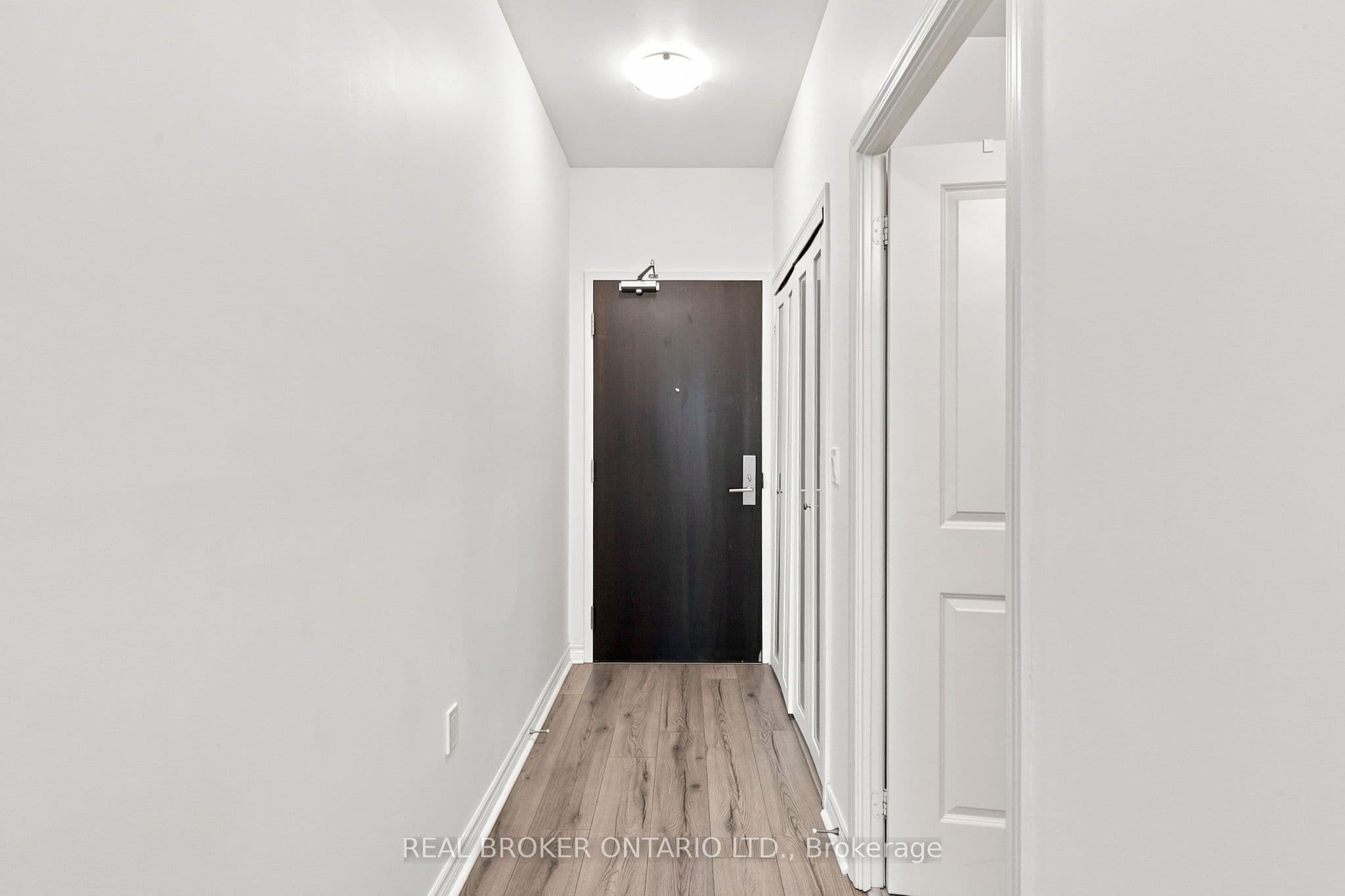 39 Annie Craig Drive PH06, Toronto, ON M8V 0H1