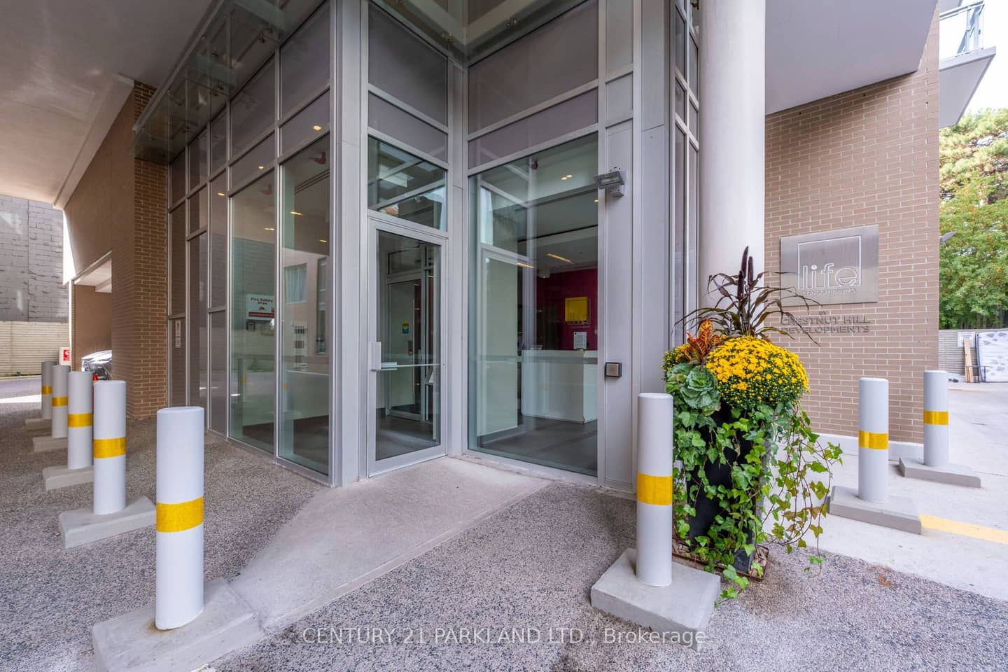 68 Merton Street 707, Toronto, ON M4S 0A7
