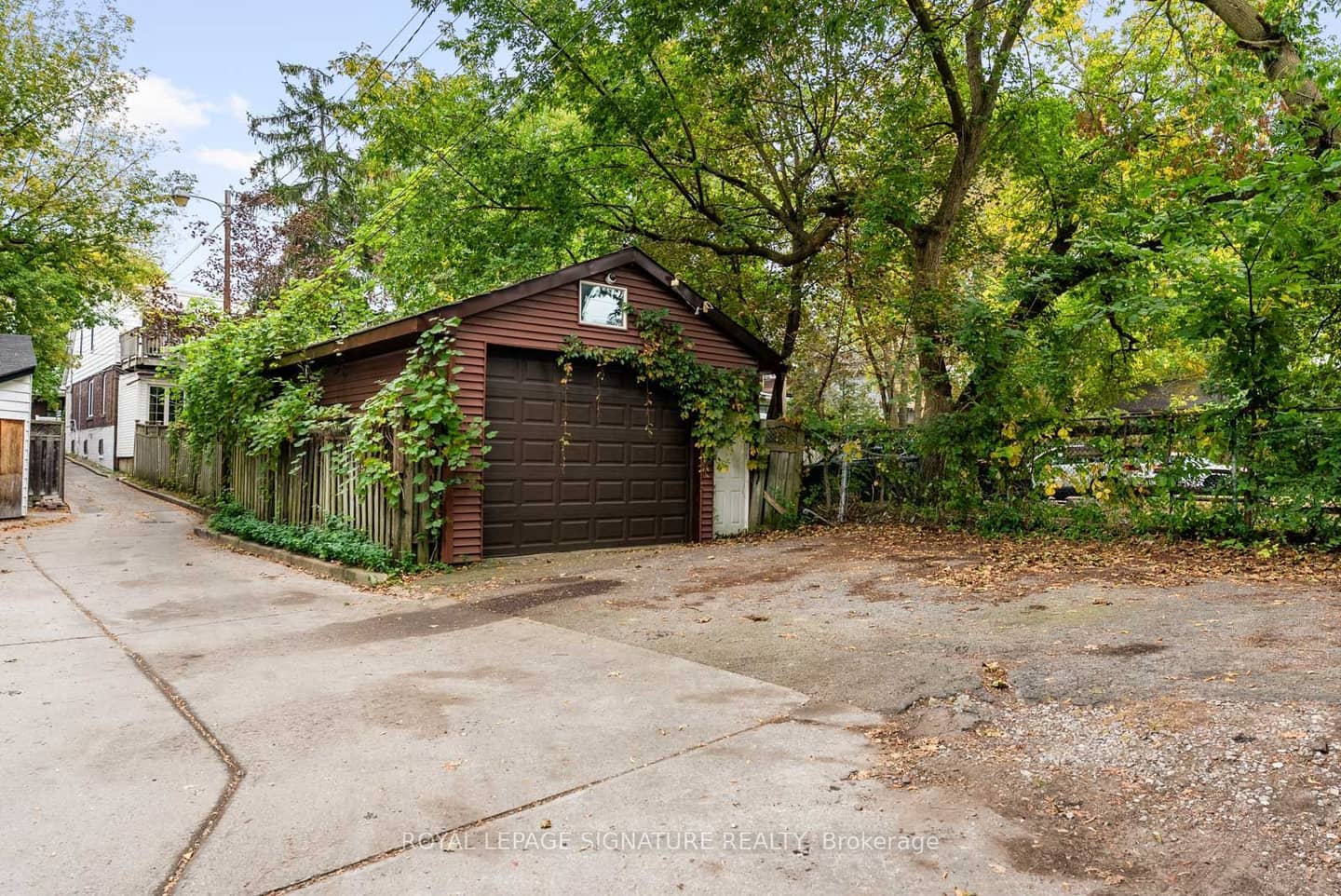 30 Lawlor Avenue, Toronto, ON M4E 3L7