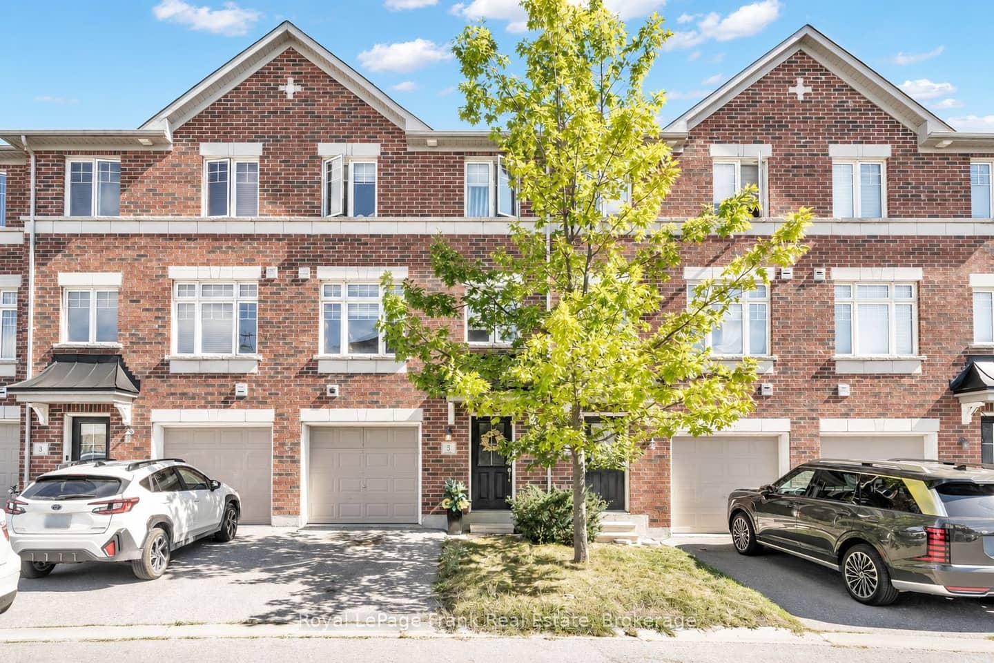 5 Markham Trail, Clarington, ON L1C 0S4