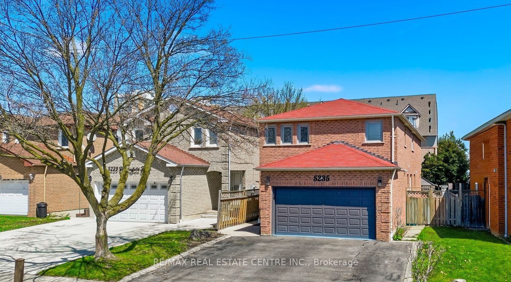 5235 Huntingfield Drive, Mississauga, ON L5R 2L3