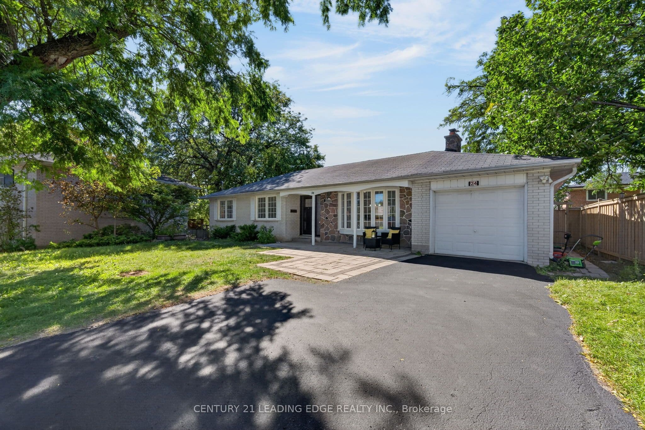24 Lincoln Green Drive, Markham, ON L3P 1R5