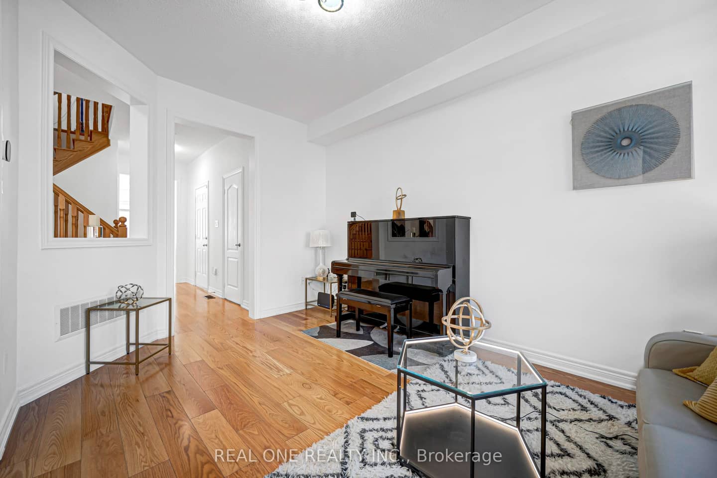 19 Begonia Street, Markham, ON L6E 0N3