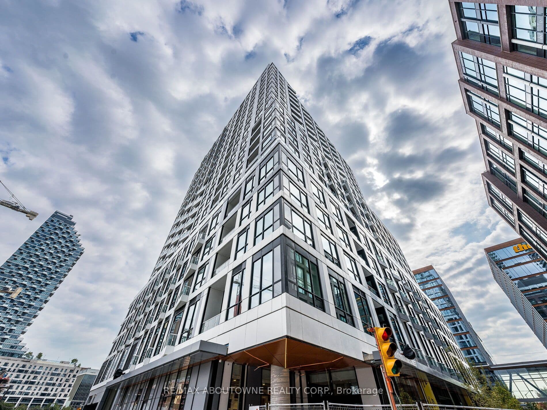 15 Richardson Street 1507, Toronto, ON M5A 0Y5