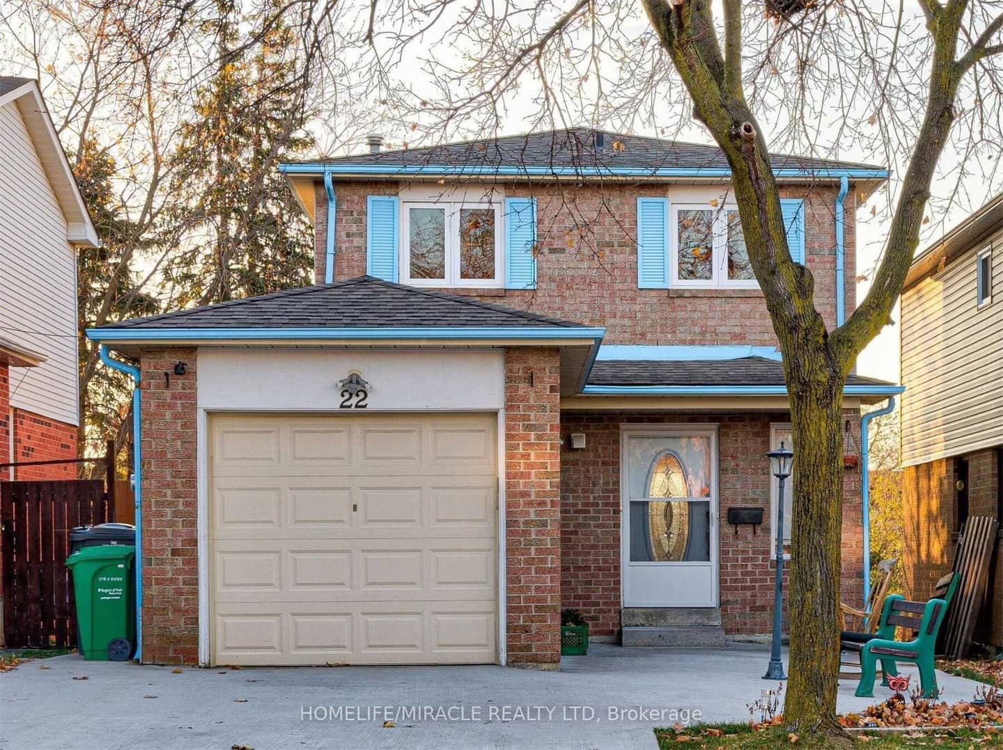 22 Cassander Crescent, Brampton, ON L6Z 1Z2