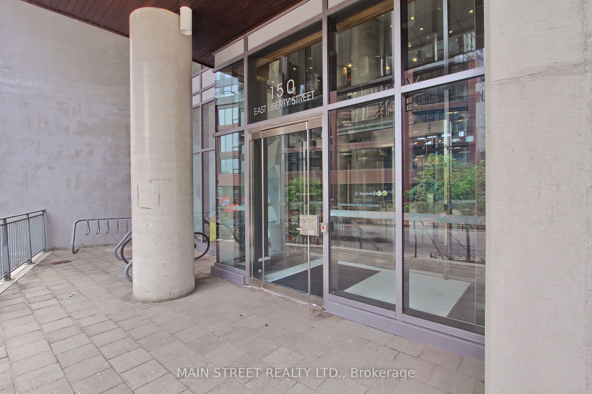 150 East Liberty Street 1213, Toronto, ON M6K 3R5