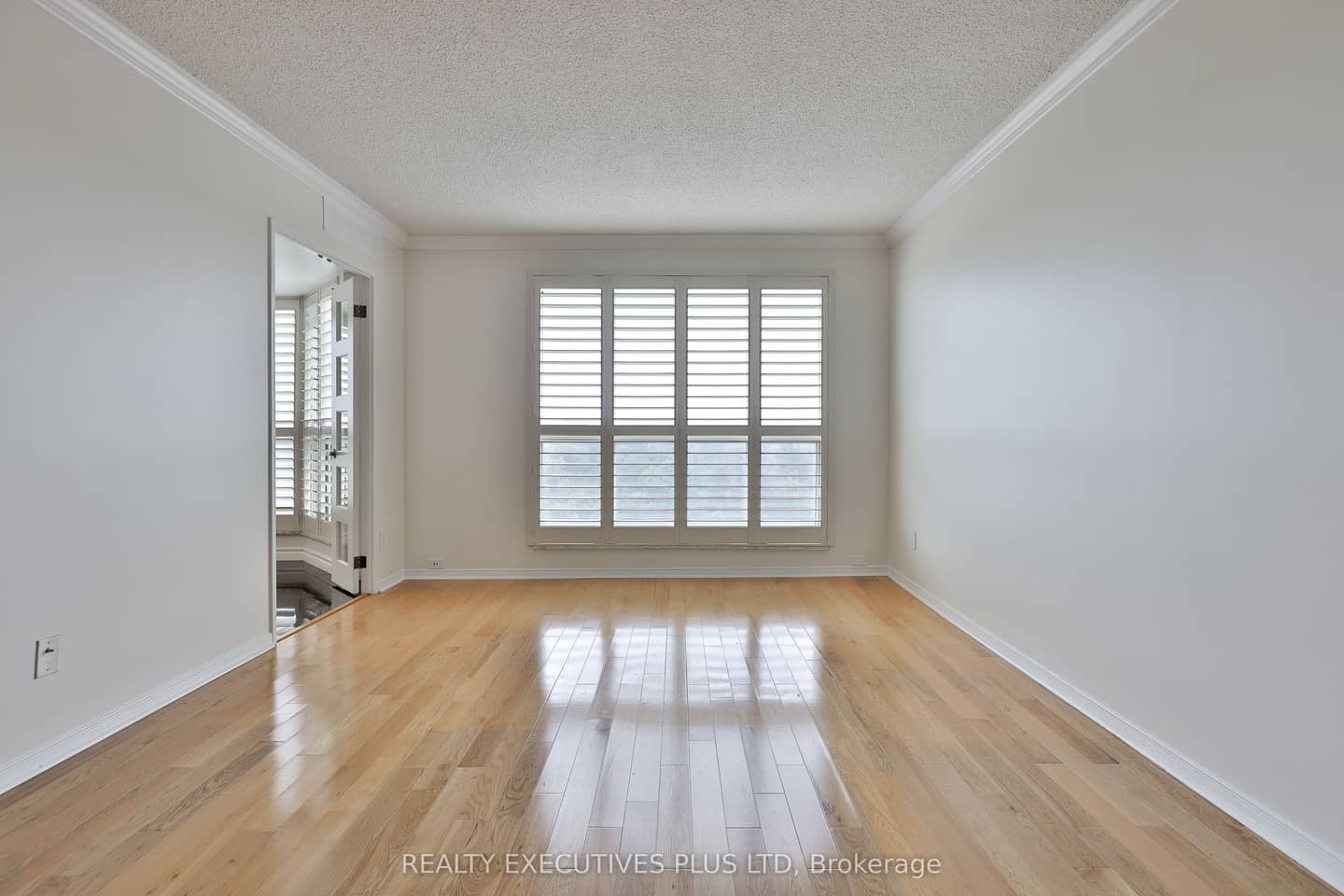 1800 The Collegeway Way 1401, Mississauga, ON L5L 5S4