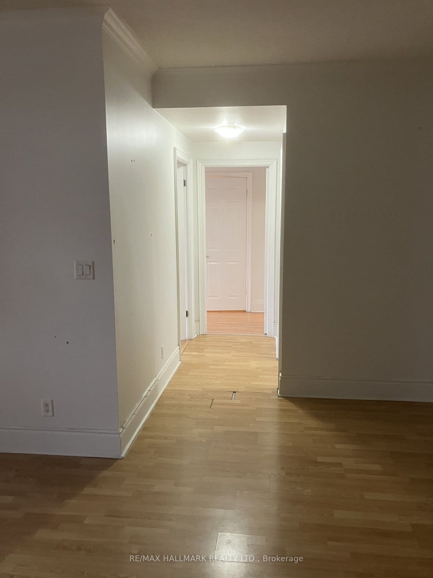 3880 DUKE OF YORK BLVD Boulevard 3002, Mississauga, ON L5B 4M7