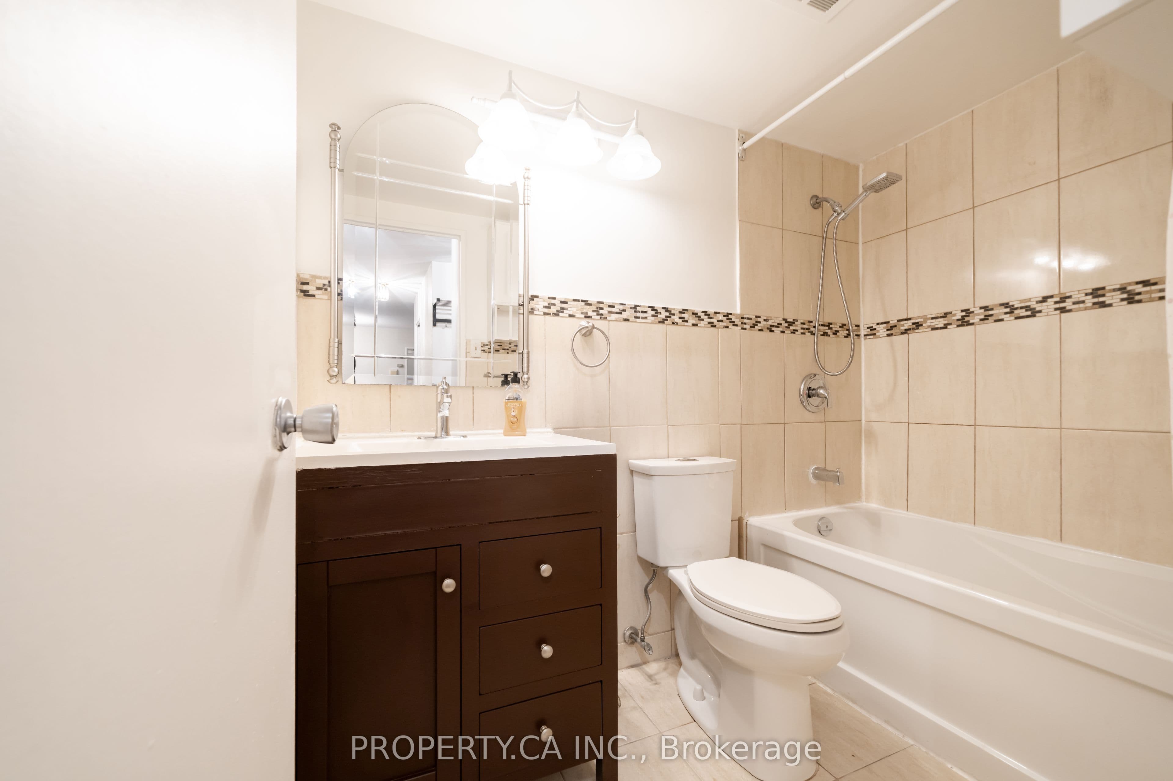 455 Sentinel Road 307, Toronto, ON M3J 2T6