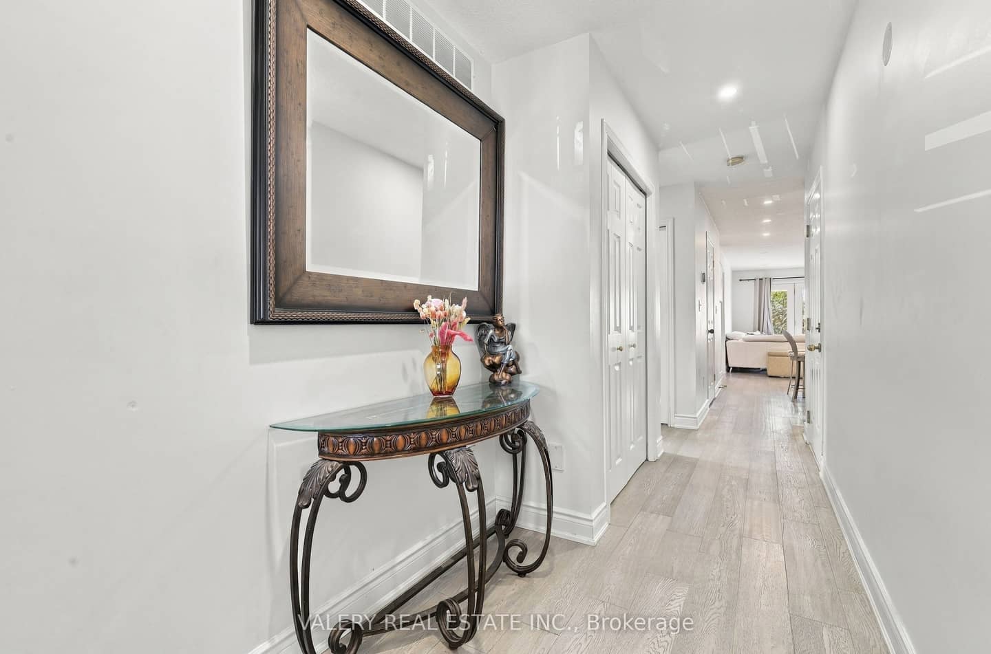 106 Doctor Moore Court, Halton Hills, ON L7J 3A7