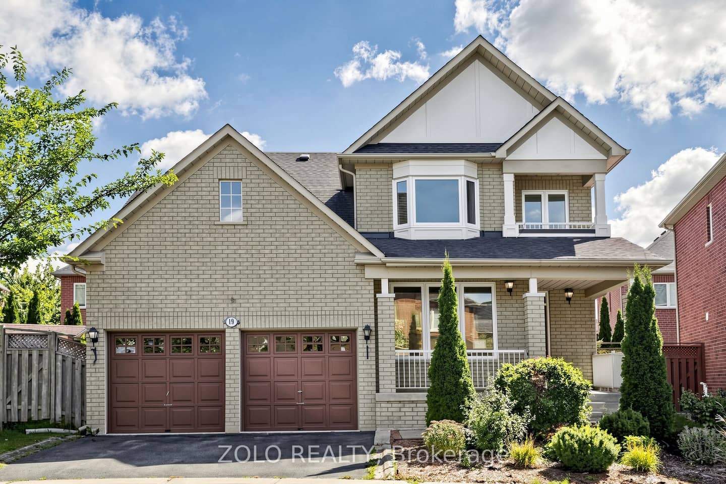 19 Waldron Crescent, Richmond Hill, ON L4E 4A3