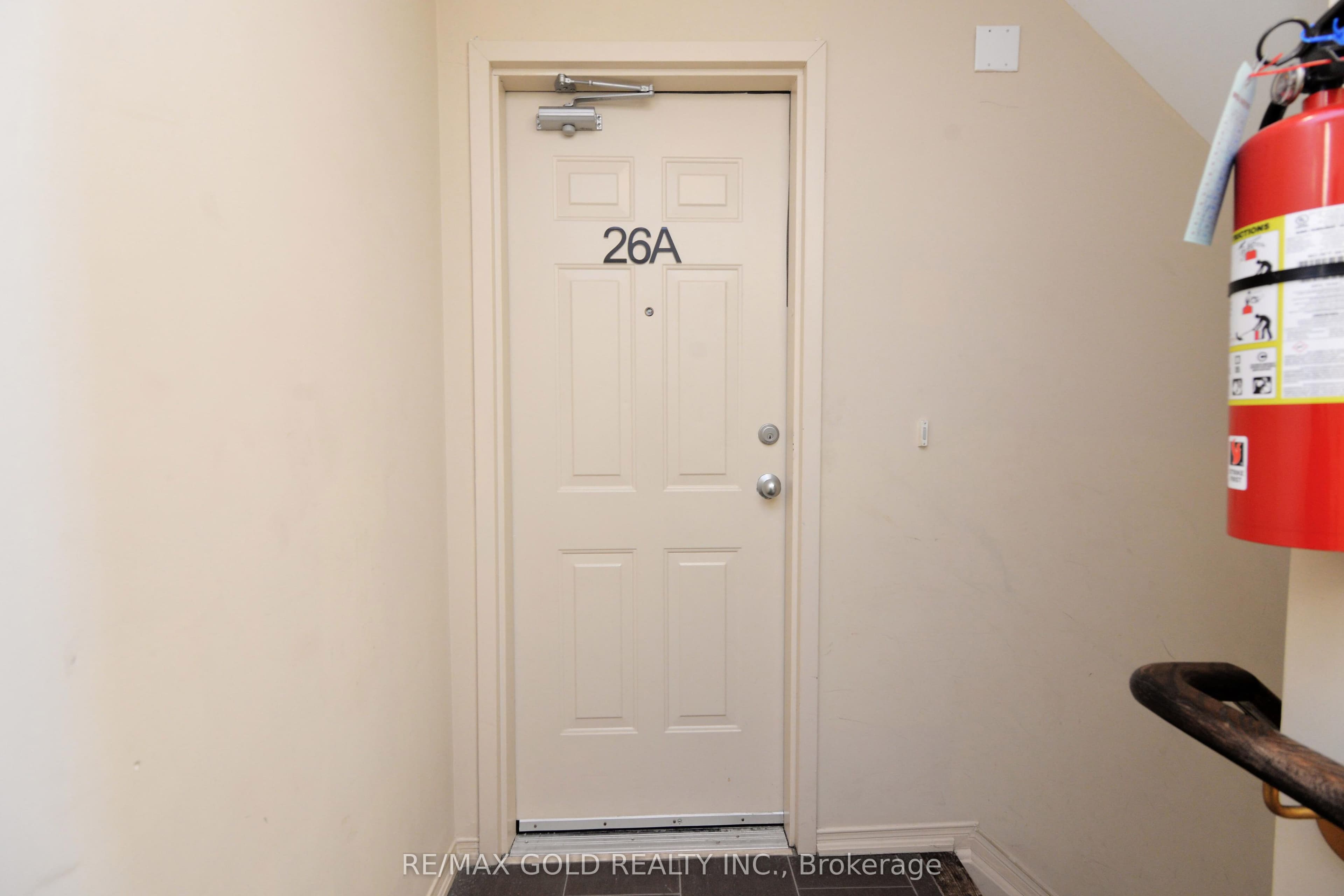 671A Warden Avenue 26, Toronto, ON M1L 0G3