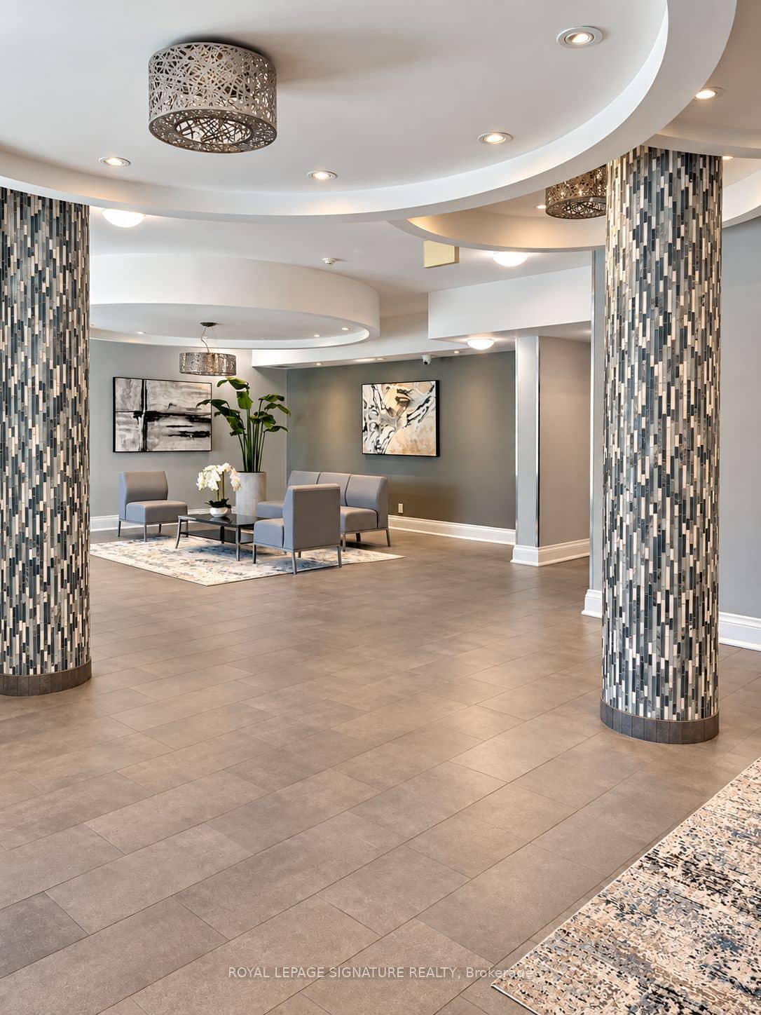 60 Fairfax Crescent 322, Toronto, ON M1L 0E1