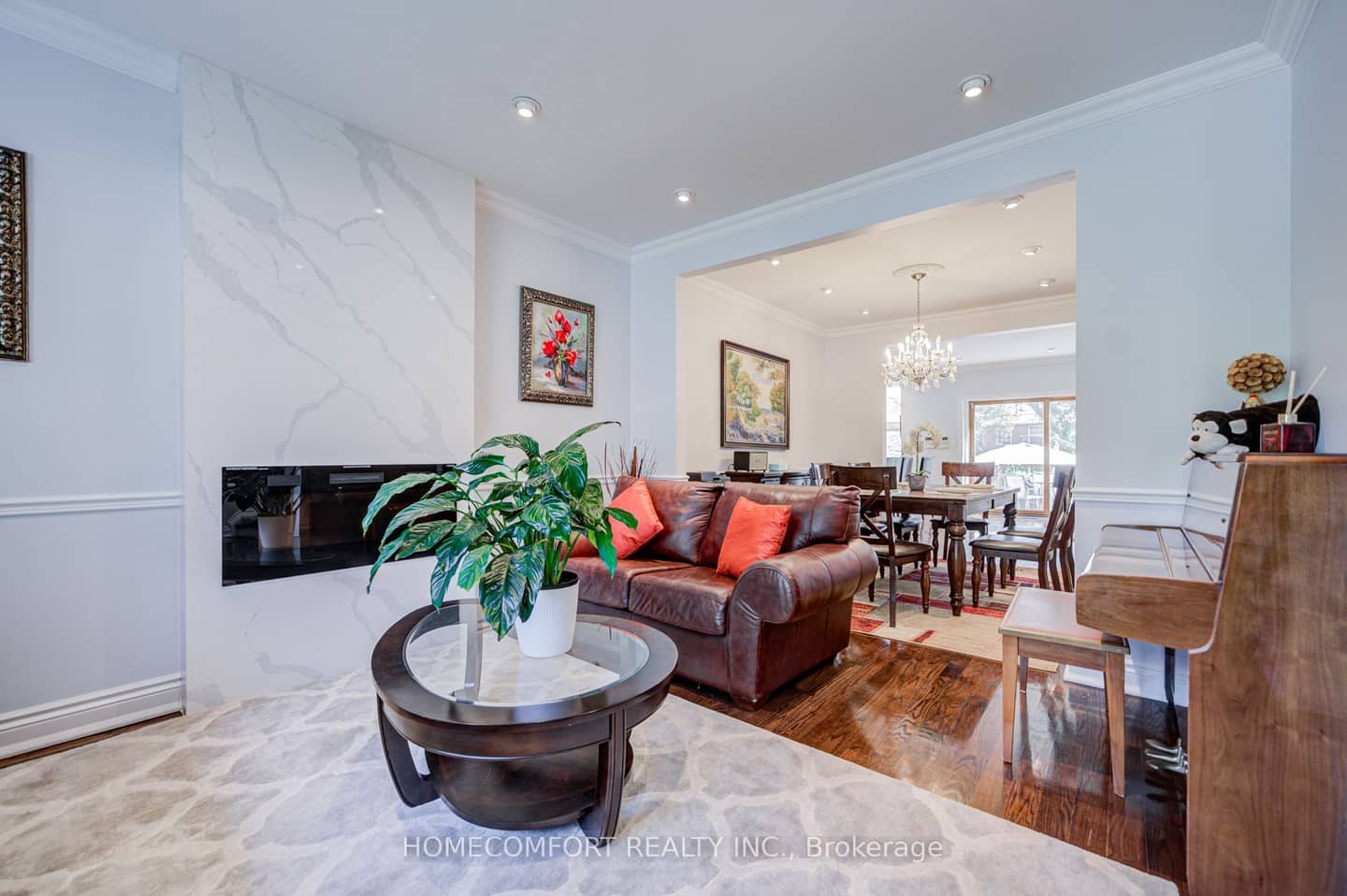 319 Rumsey Road, Toronto, ON M4G 1R6