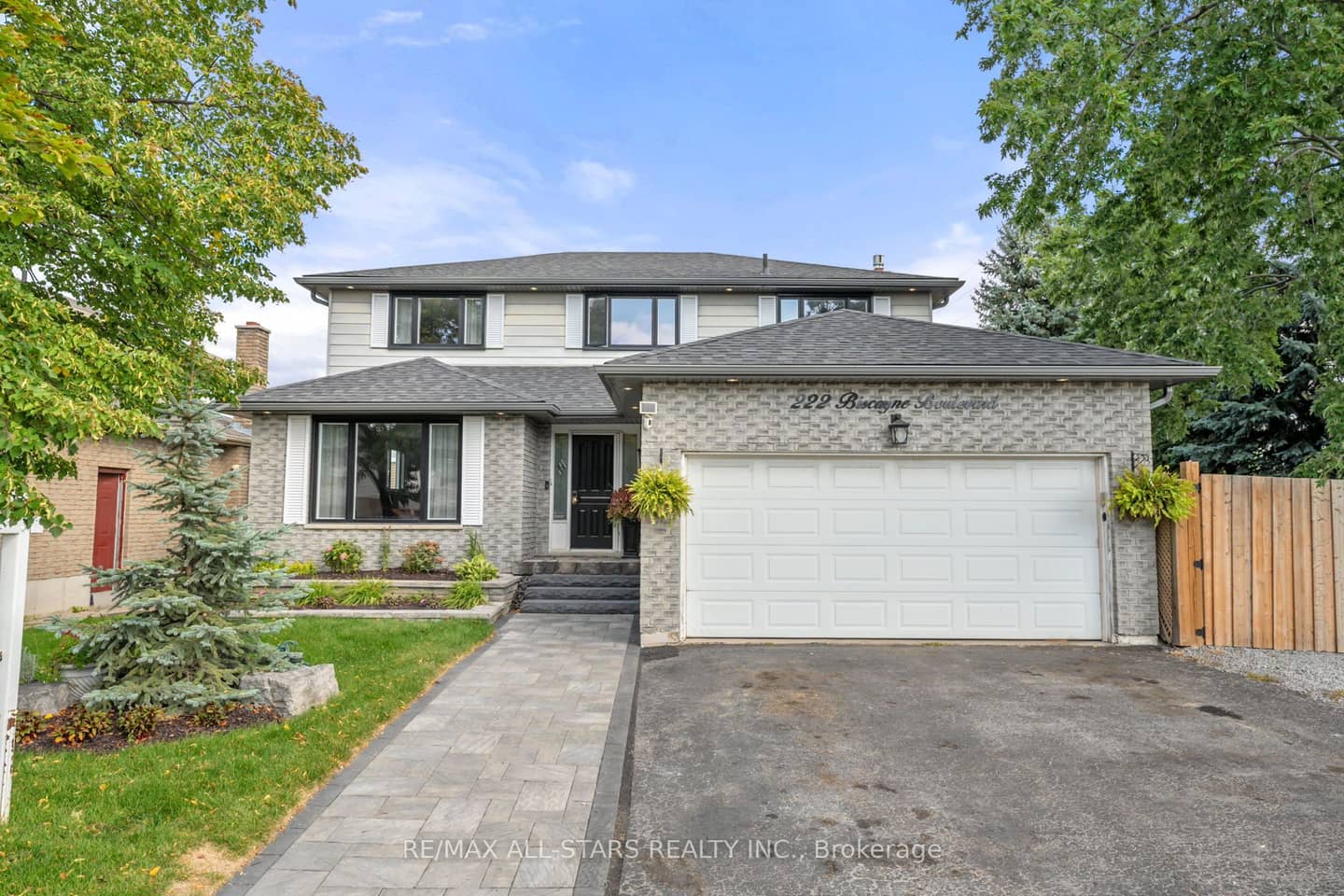 222 Biscayne Boulevard, Georgina, ON L4P 3L8