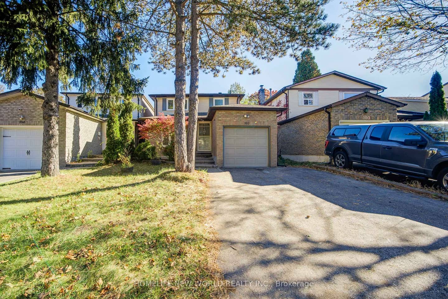 102 Madsen Crescent, Markham, ON L3R 4P3