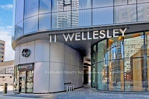 11 Wellesley Street W 703, Toronto, ON M4Y 1E8
