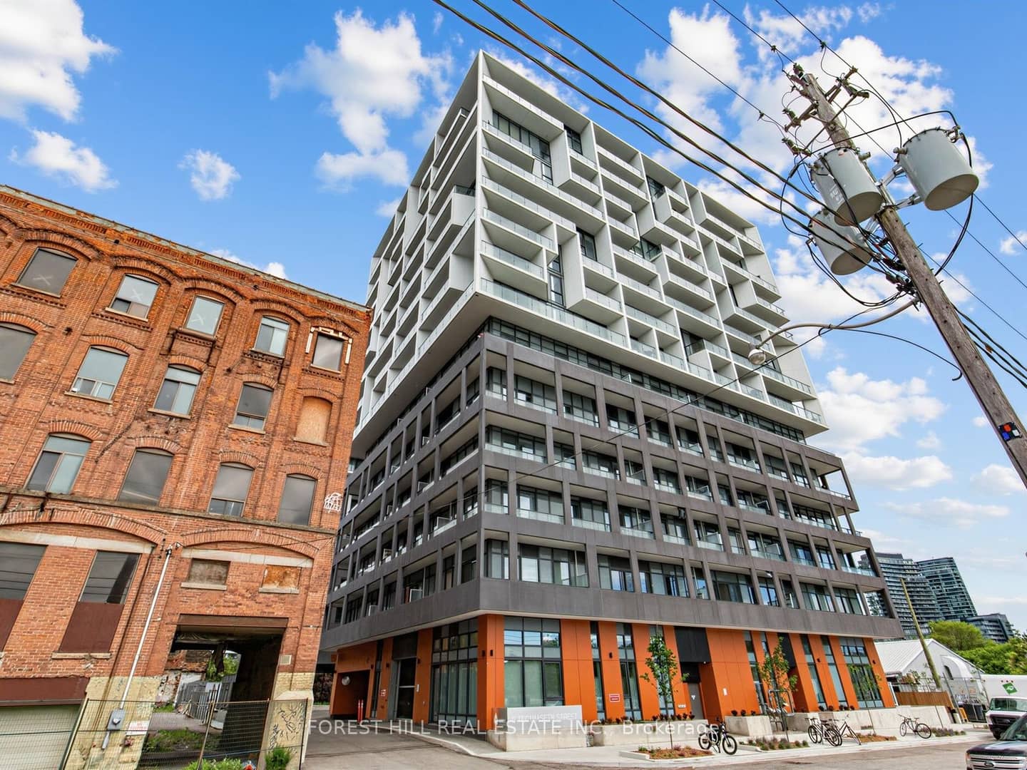 9 Tecumseth Street 807, Toronto, ON M5V 0S5