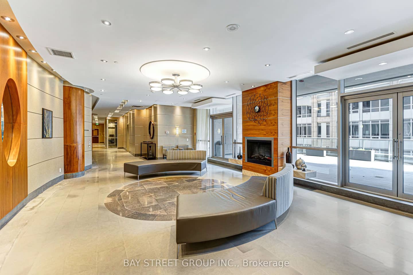 763 Bay Street 4105, Toronto, ON M5G 2R3