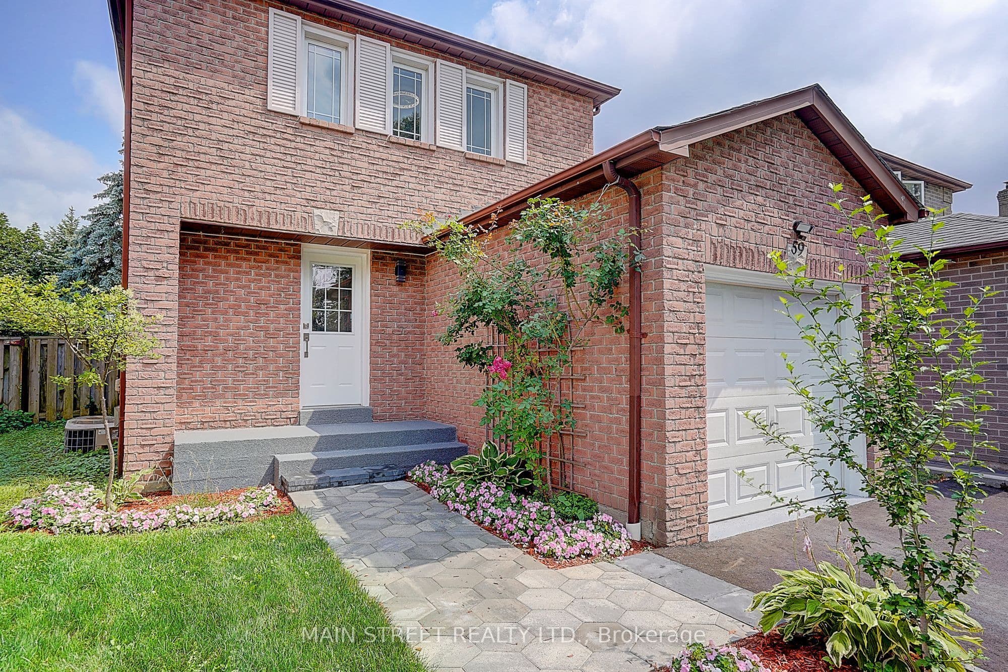 59 Stockbridge Crescent, Ajax, ON L1T 2G8