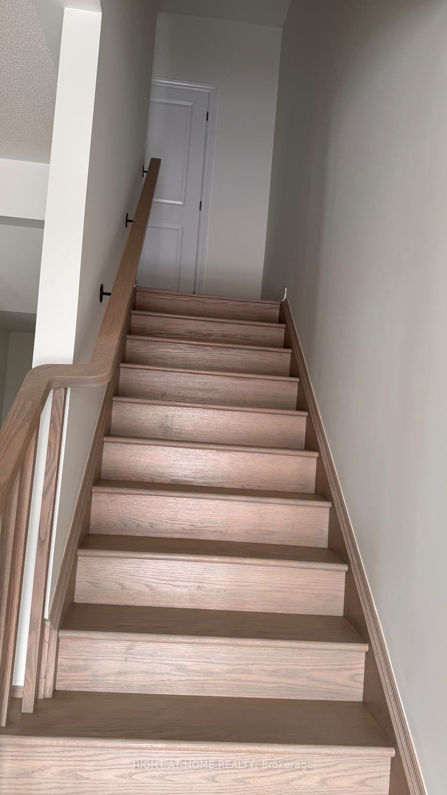 4 Twinflower Way, Brampton, ON L7A 5N1