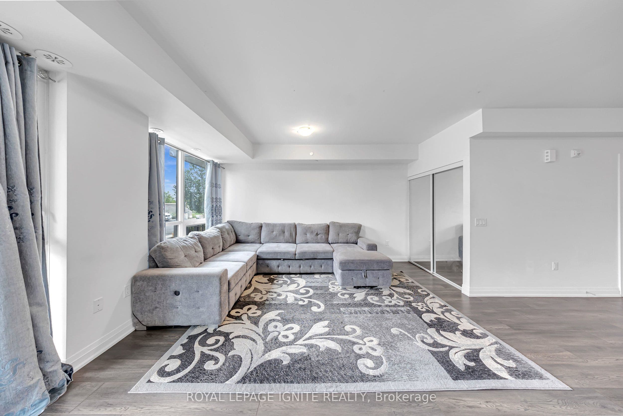 65 Attmar Drive 152, Brampton, ON L6P 0Y6