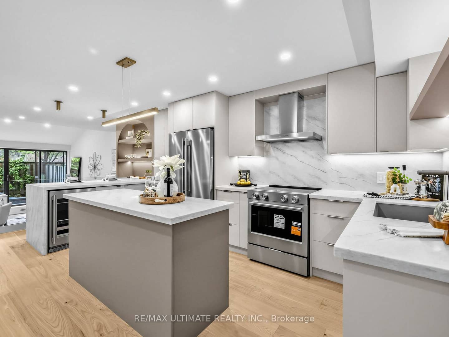 40 Sylvan Valley Way 308, Toronto, ON M5M 4M3