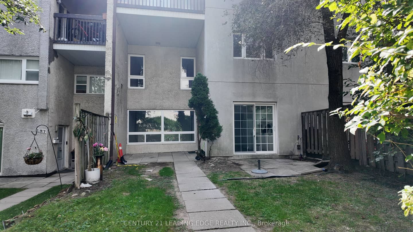 1055 Dundas Street E 199, Mississauga, ON L4Y 3X6