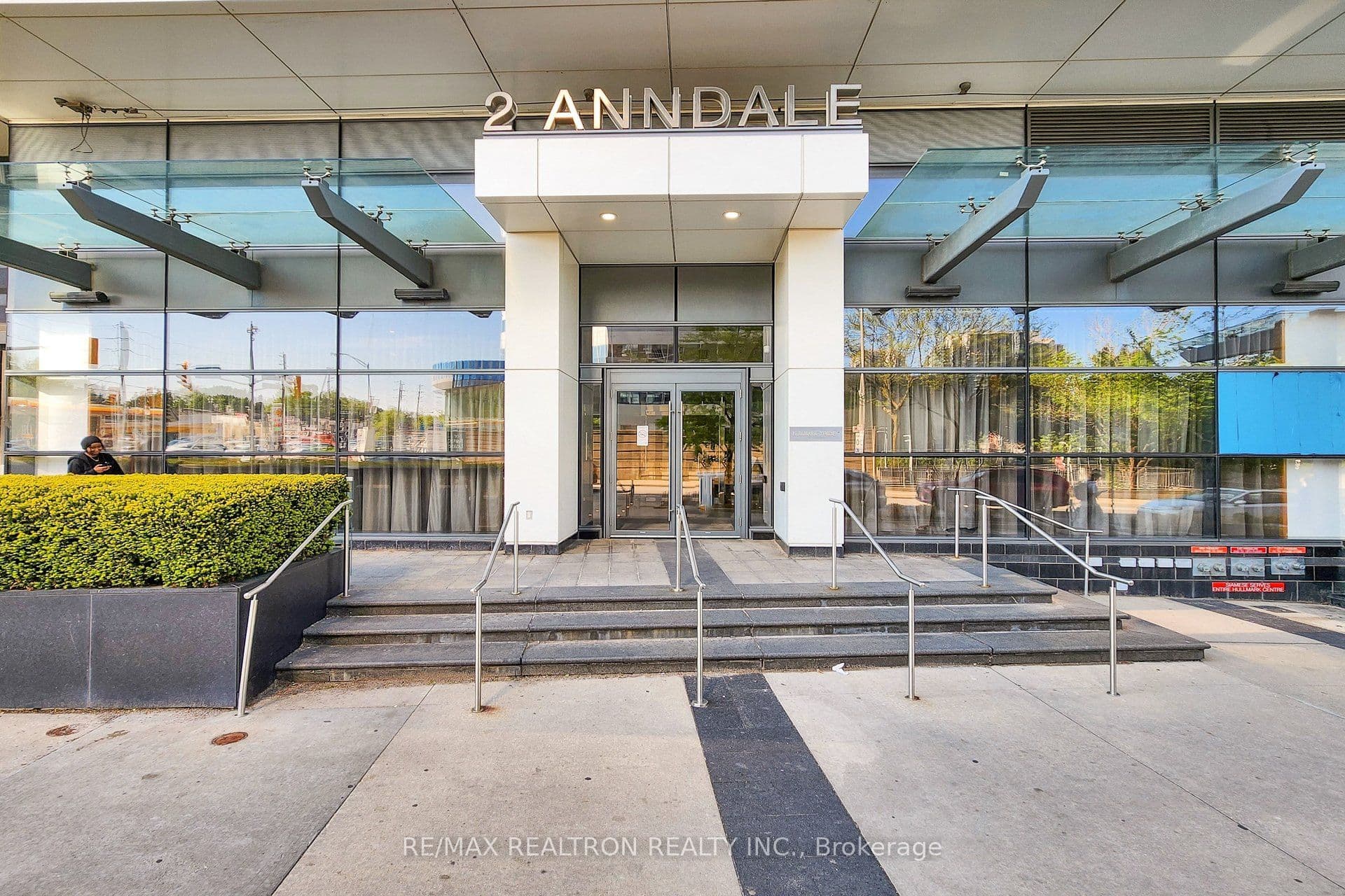 2 Anndale Drive 3103, Toronto, ON M2N 0G2