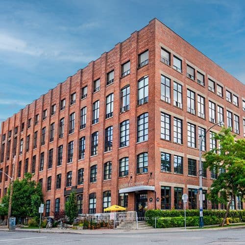 43 Hanna Avenue 202, Toronto, ON M6K 1X1