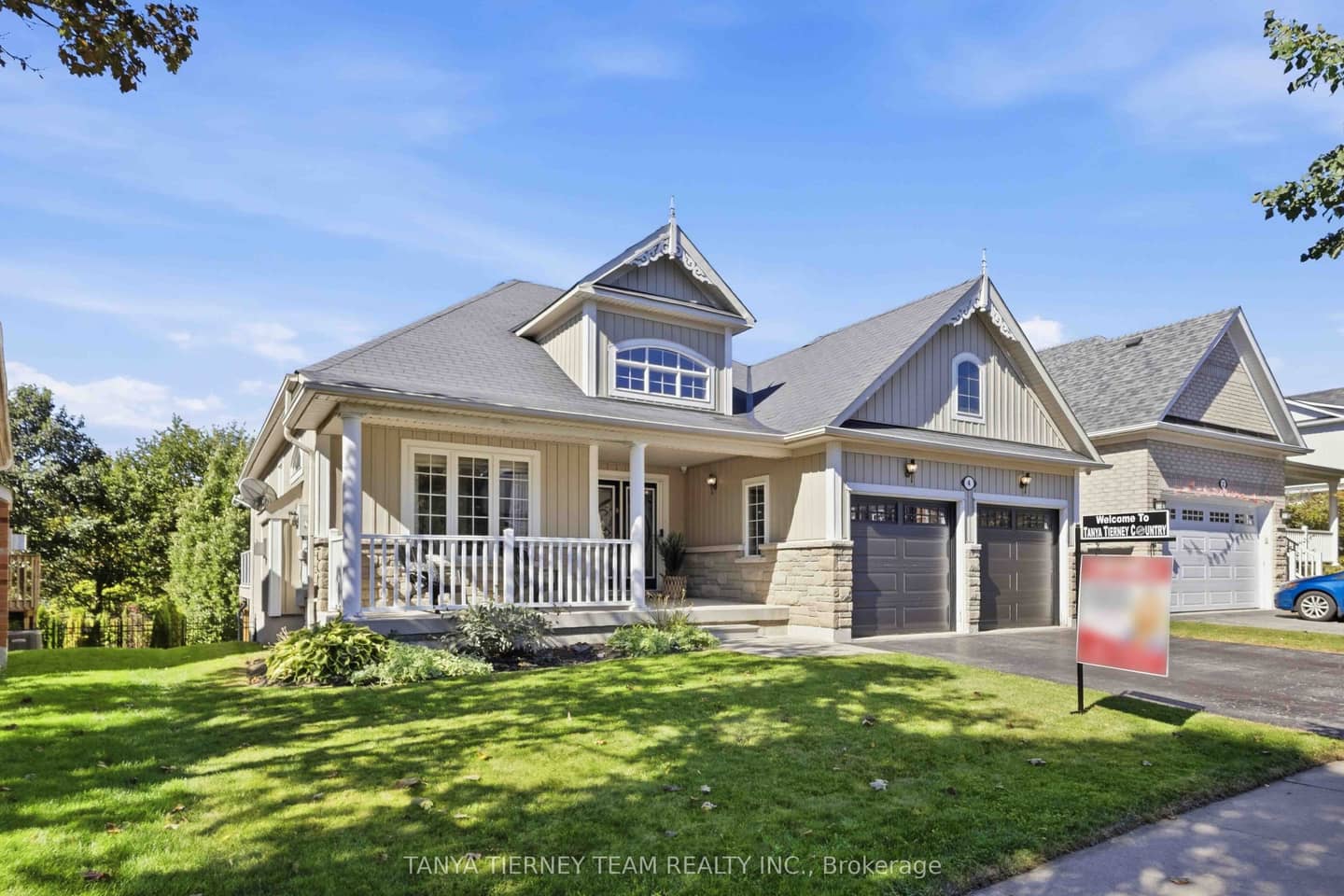 4 Branthaven Court, Whitby, ON L1M 0B2