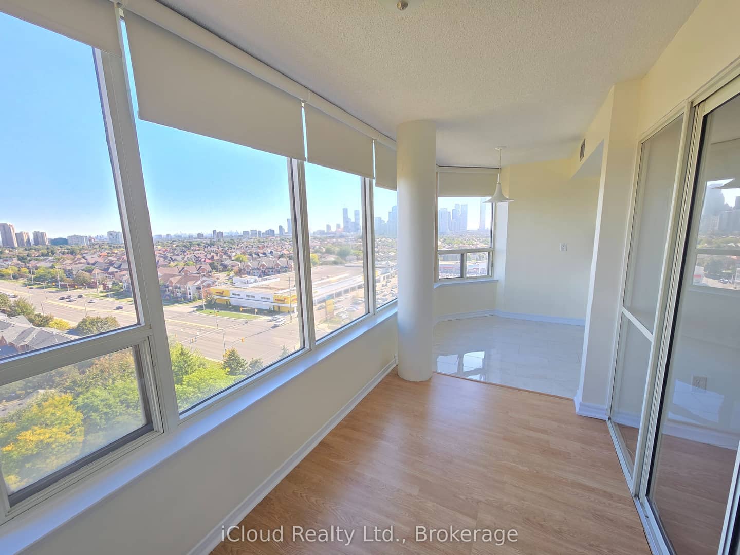 700 Constellation Drive 1407, Mississauga, ON L5R 3G8