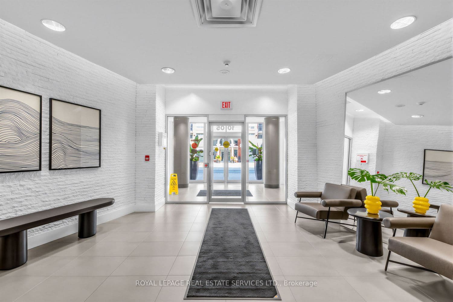1005 King Street W 337, Toronto, ON M6K 3M8