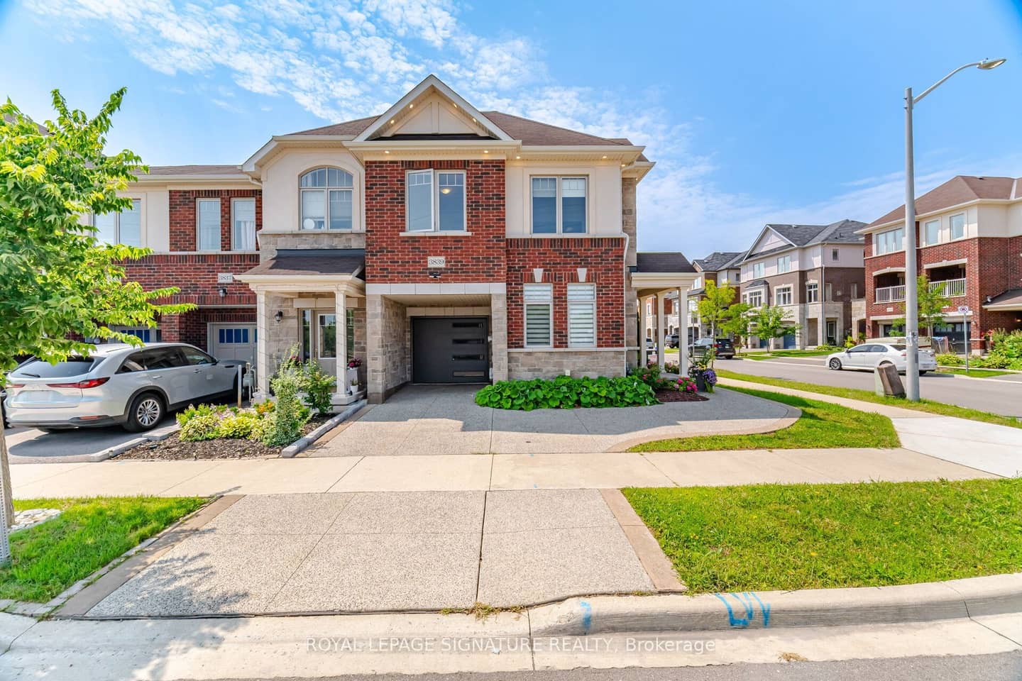 3839 Tufgar Crescent, Burlington, ON L7M 1P8