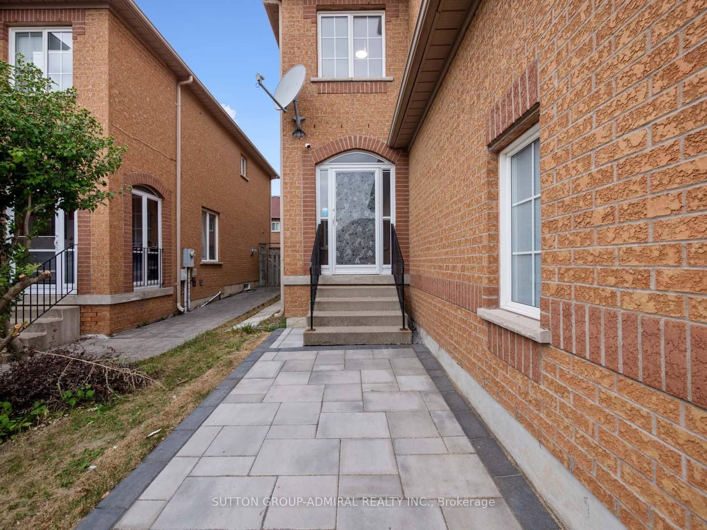104 Parktree Drive, Vaughan, ON L6A 2R3