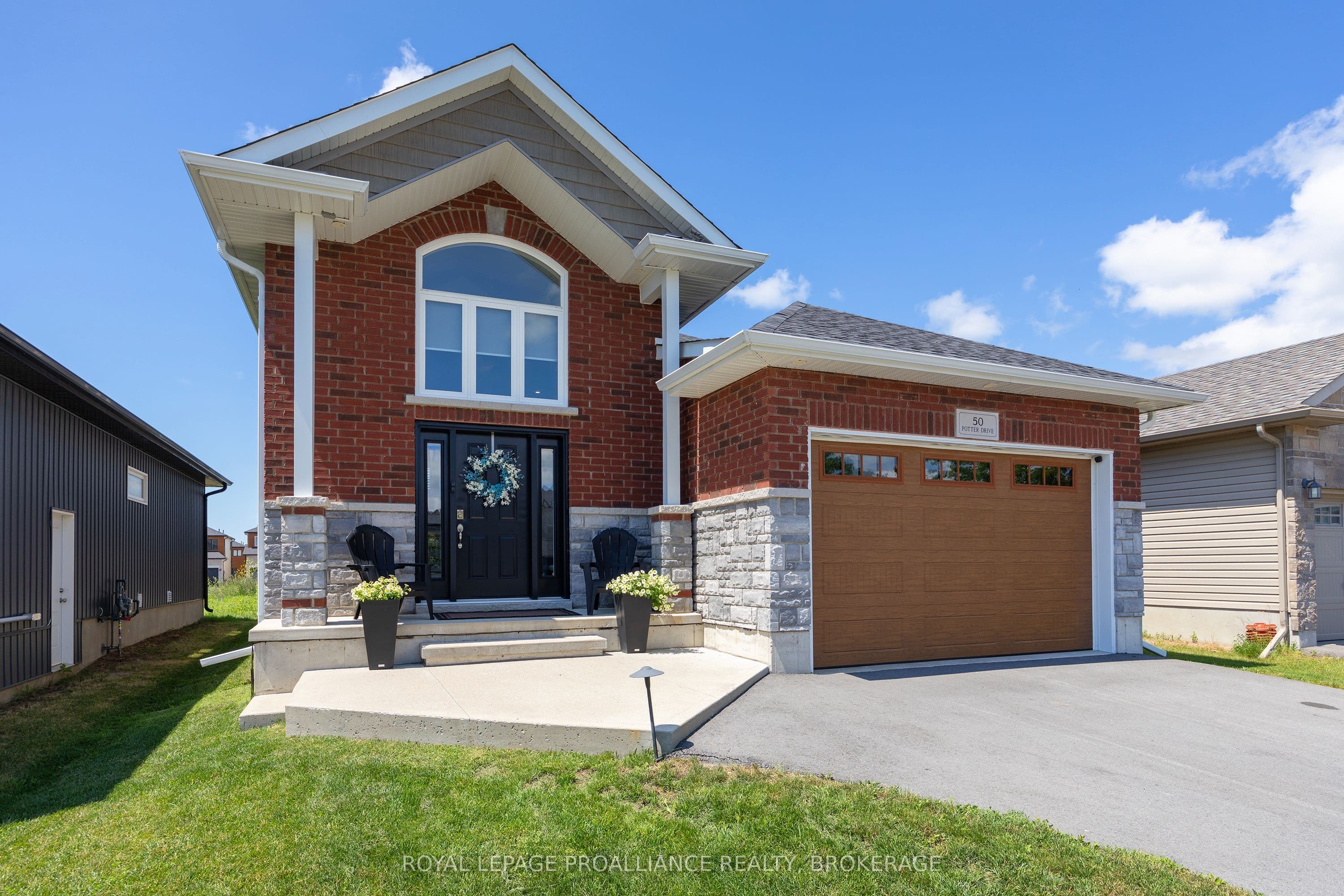 50 Potter Drive, Loyalist, ON K0H 2H0