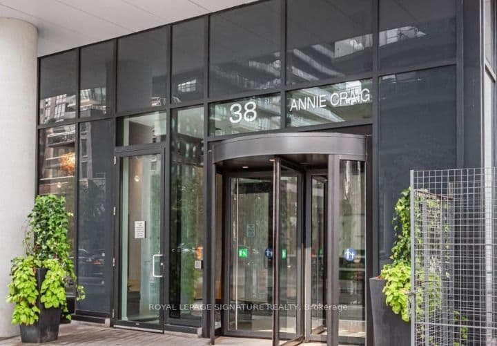 38 Annie Craig Drive 411, Toronto, ON M8V 0G9