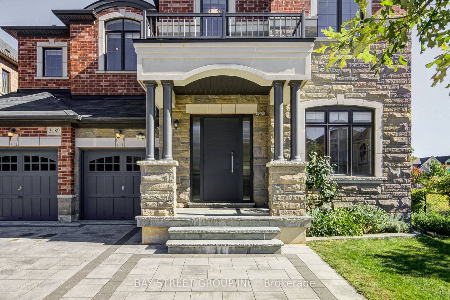 3189 Buttonbush Trail, Oakville, ON L6H 0T4
