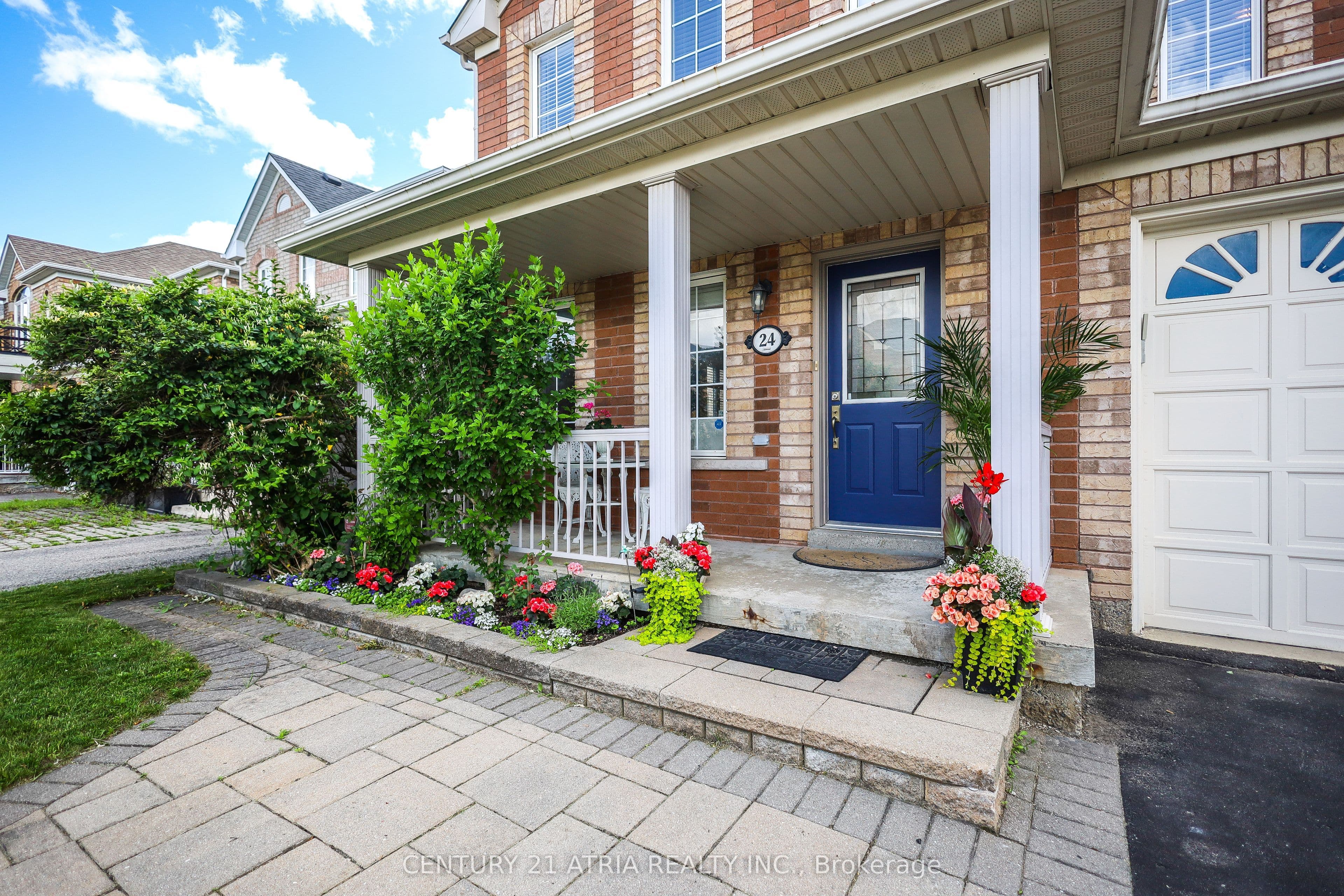 24 William Grant Road, Markham, ON L6E 1R7