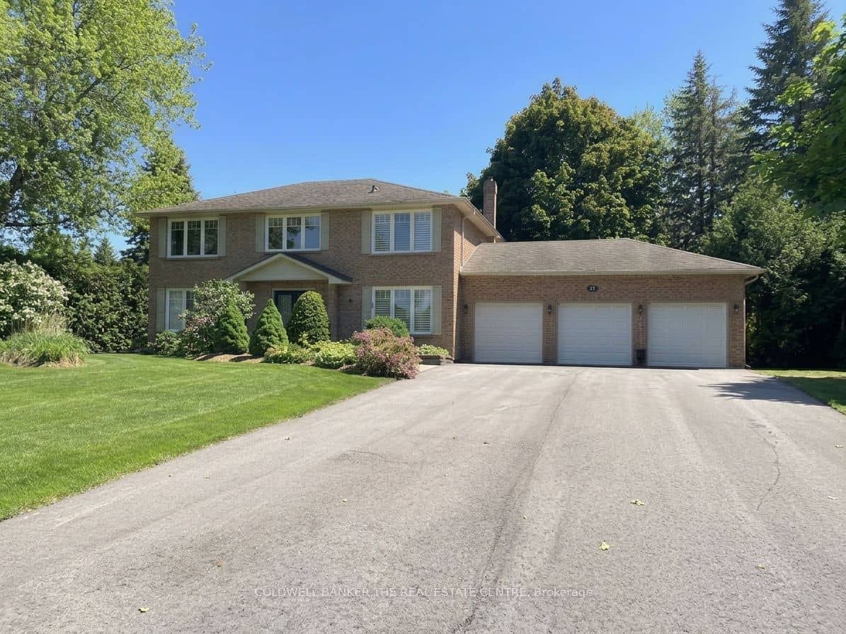 11 Ramsden Crescent, East Gwillimbury, ON L0G 1V0