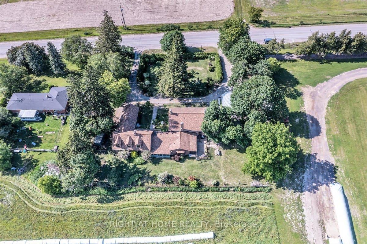 1320 King Street, Scugog, ON L9L 1B5