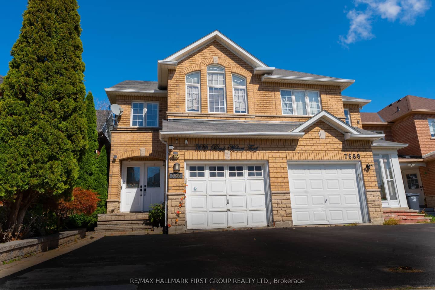 7686 Black Walnut Trail, Mississauga, ON L5N 8A6